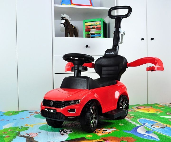 Машина-каталка Milly Mally Volkswagen T-Roc Red от 1 до 3 лет (mm-3390) mm-3390 фото
