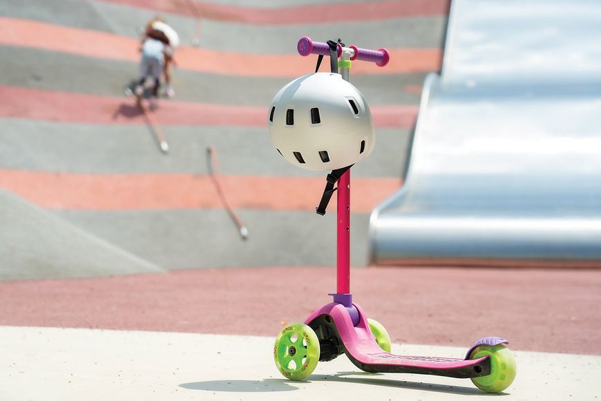 Самокат Trunki Folding Scooter Small Pink від 2 до 6 років (TRU-SCS-EU-ZZ-02) TRU-SCS-EU-ZZ-02 фото