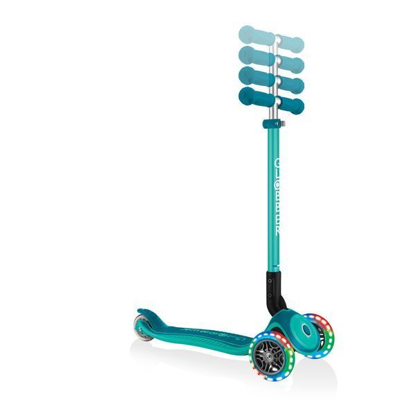 Детский самокат Globber Primo Foldable Plus Lights Emerald Green от 3 до 9 лет (439-107) 439-107 фото